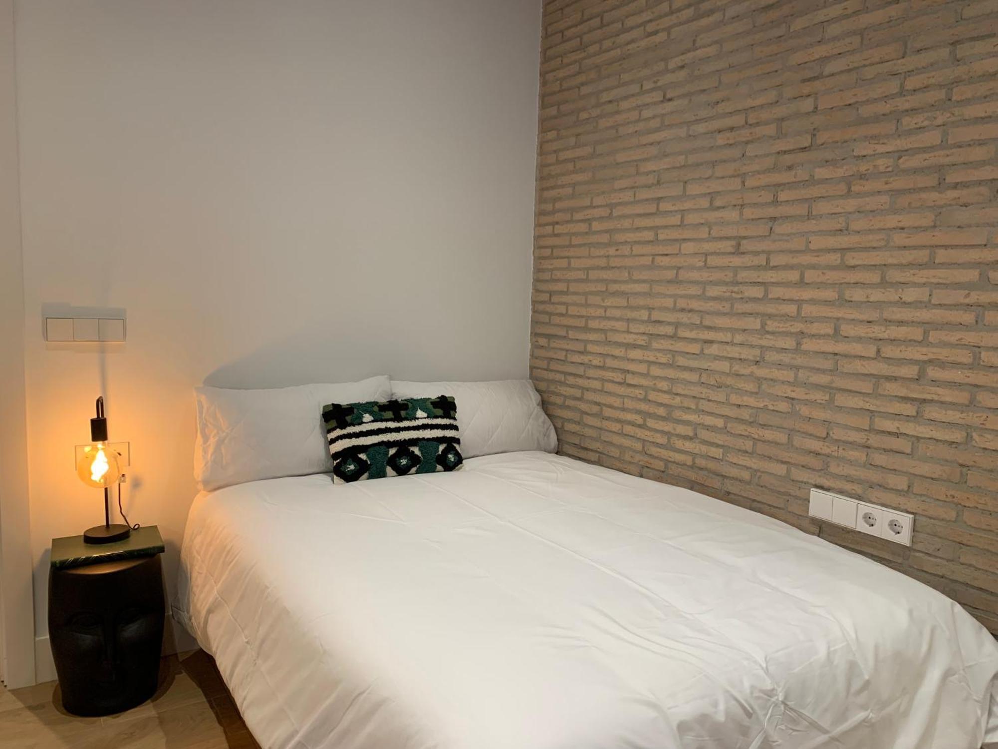 La Reina Beach Rooms Валенсия Экстерьер фото