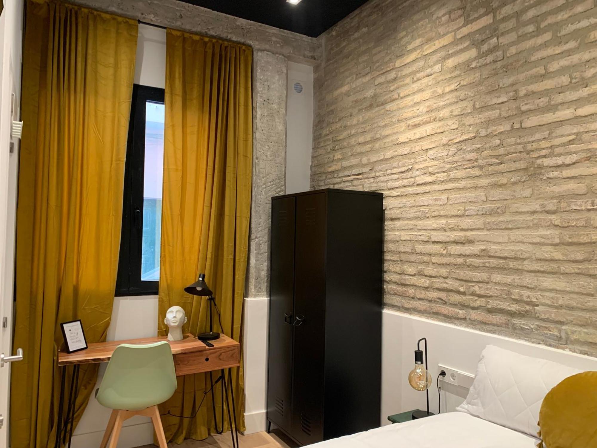 La Reina Beach Rooms Валенсия Экстерьер фото