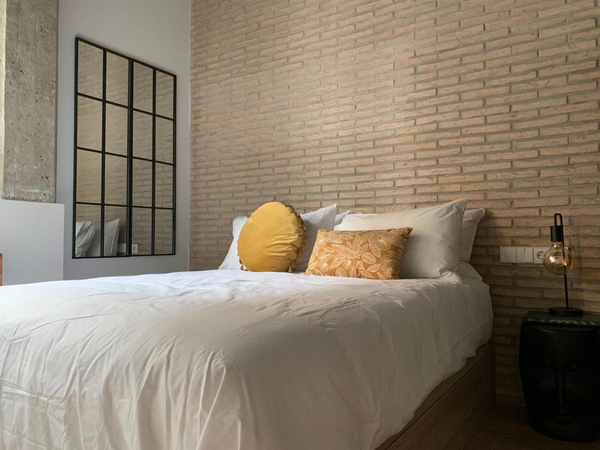 La Reina Beach Rooms Валенсия Экстерьер фото